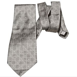 Pierre Cardin 100% Silk Tie – Silver Geometric Square Pattern